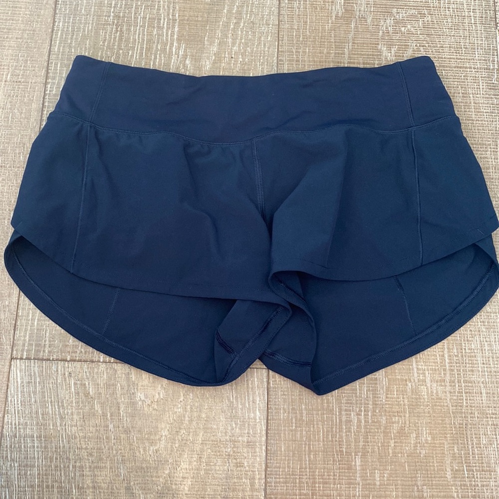 Lululemon 2.5” Speed Up Short